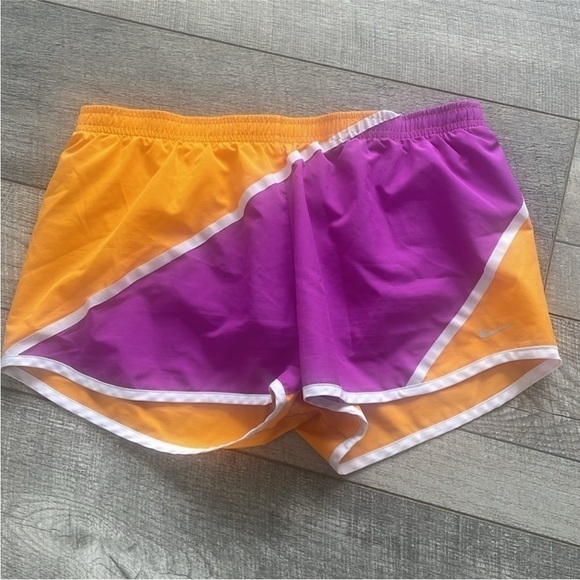 Nike Dri-Fit Size Medium Orange and Purple Running Athletic Shorts. - Picture 8 of 8